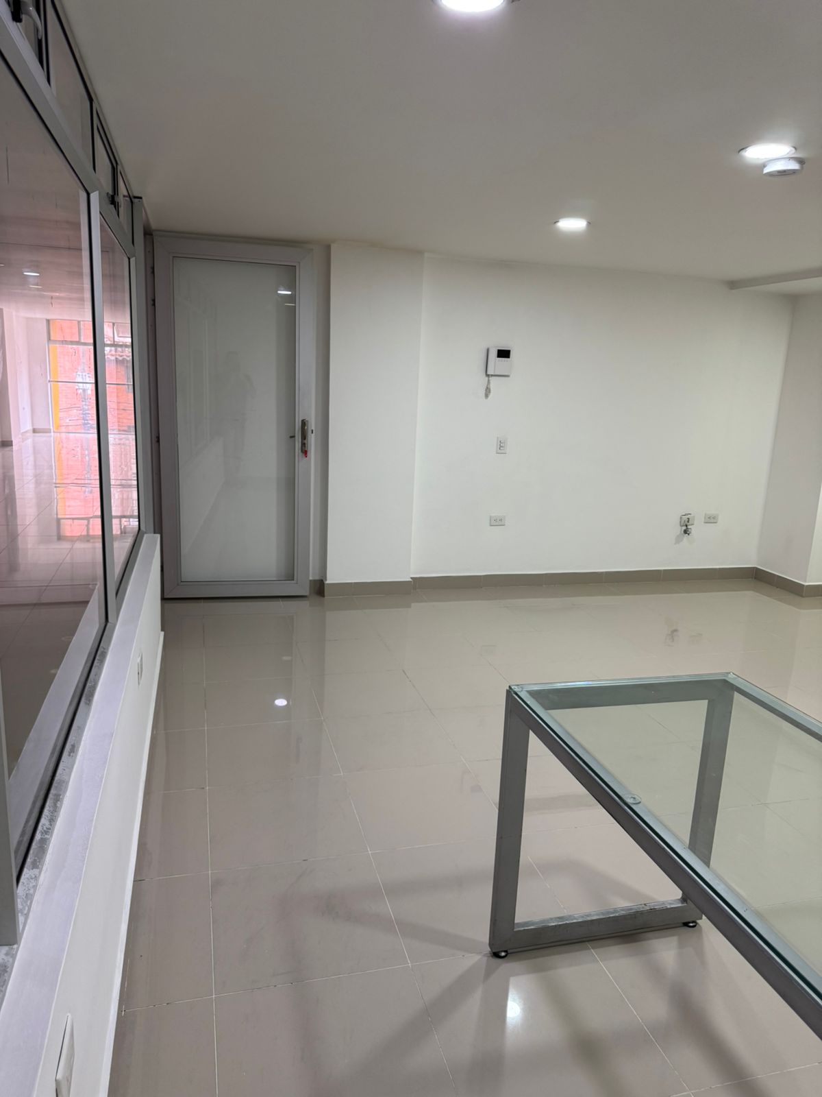 Oficina / Consultorio en arriendo en Sabaneta